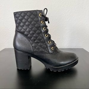 Steve Madden quilted leather combat boots size 7.5